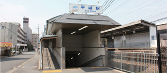 エレベーター等が設置される近鉄平城駅