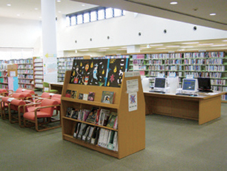 木津川市と連携している
北部図書館　