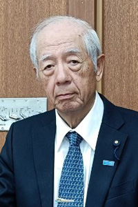 片股敬昌