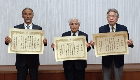 受賞おめでとうございます