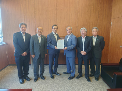 硫黄島訪島事業